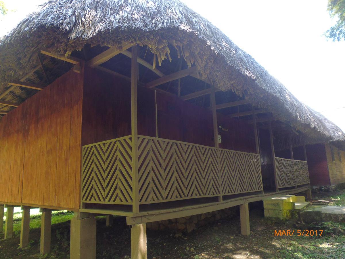 Hotel Nueva Alianza Frontera Corozal Екстериор снимка
